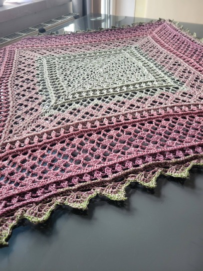 Crochet Pattern Tablecloth "Eudora" - Pattern in 3 Sizes