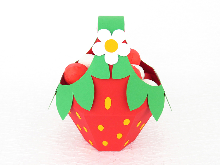 Kleine Geschenktasche für die Erdbeerzeit – Bastelvorlagen und Anleitung