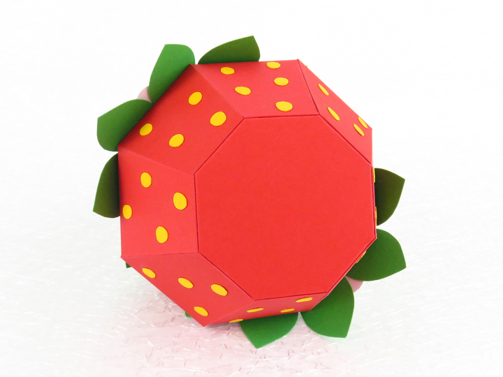 Kleine Geschenktasche für die Erdbeerzeit – Bastelvorlagen und Anleitung