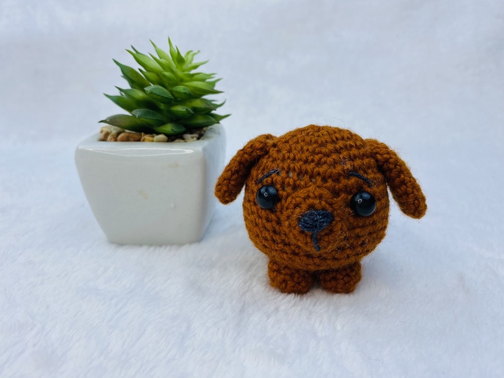 Loyal Little Puppy , Keychain , Stress Reliever, (7 cm)