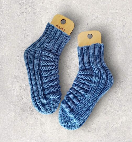 Strickanleitung Baby-Socken Würmli ohne Ferse in 4 Größen     #377