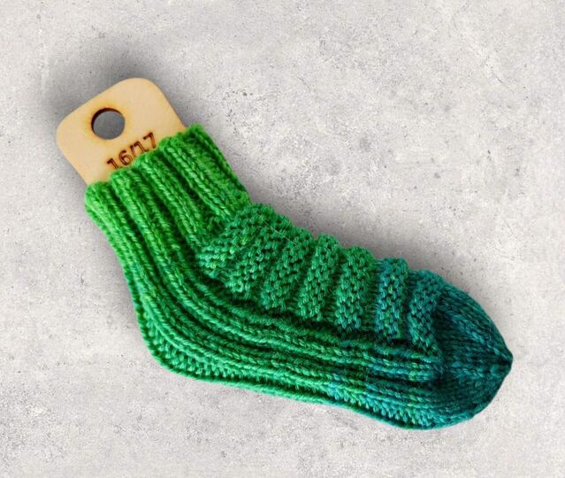 Strickanleitung Baby-Socken Würmli ohne Ferse in 4 Größen     #377
