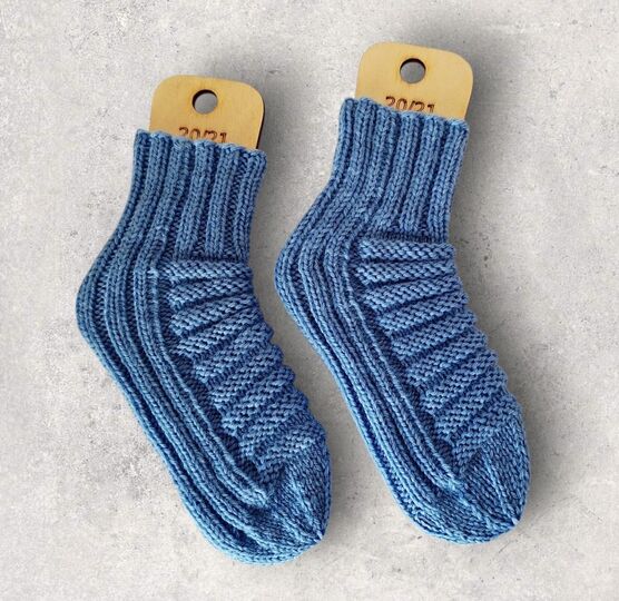 Strickanleitung Baby-Socken Würmli ohne Ferse in 4 Größen     #377