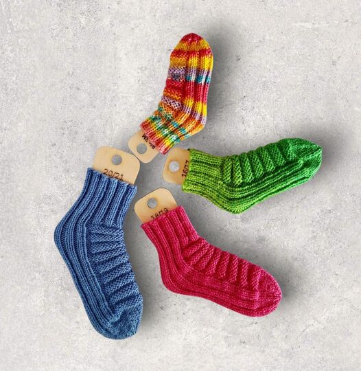 Strickanleitung Baby-Socken Würmli ohne Ferse in 4 Größen     #377