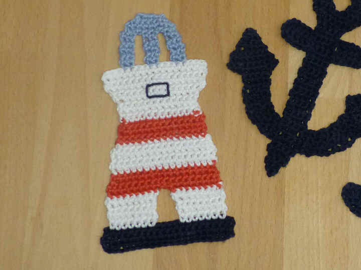 Häkelanleitung für eine maritime Leuchtturm-Applikation, Aufnäher