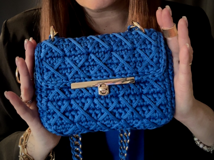 Crochet pattern women mini handbag PDF and video tutorial