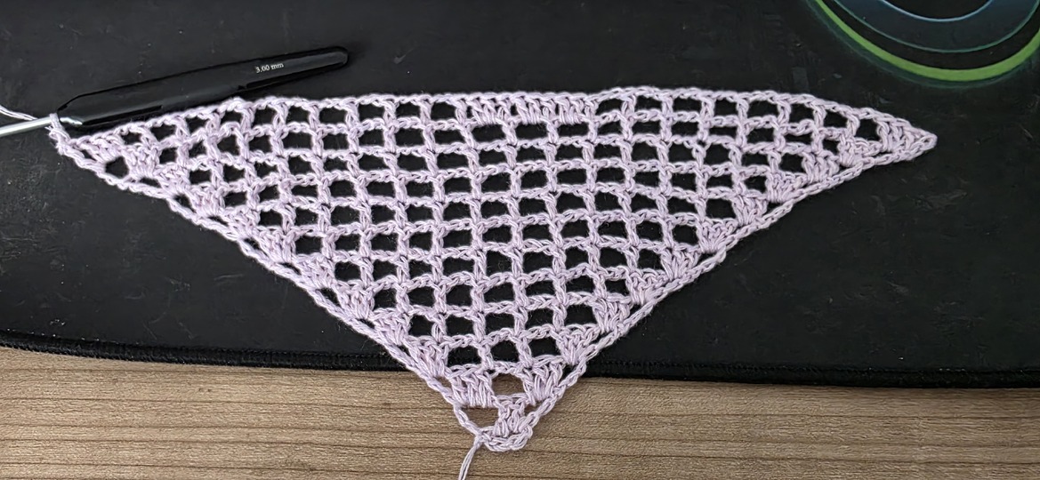 Stier (Sternzeichen), Häkeltuch, Motivtuch, Dreieckstuch