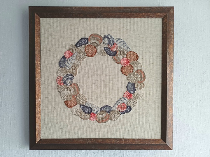 Cross-stitch pattern shell wreath, available as a PDF and PNG