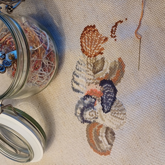 Cross-stitch pattern shell wreath, available as a PDF and PNG