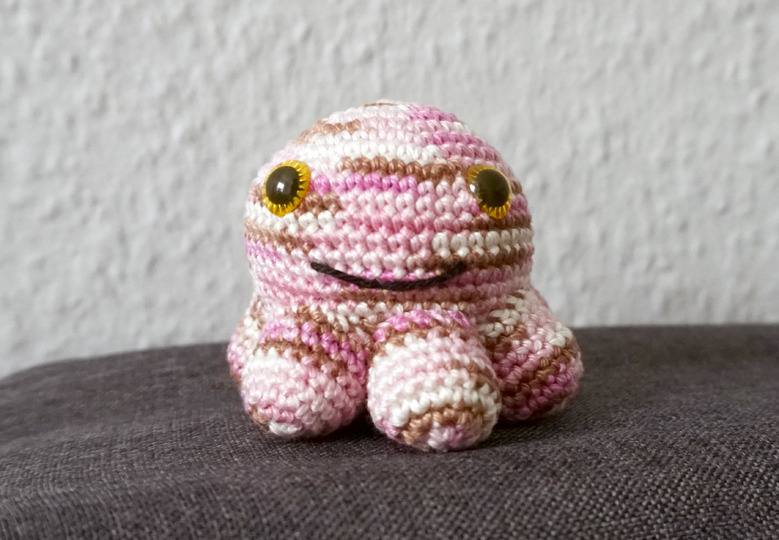 Häkelanleitung für „Babykrake Ella“!