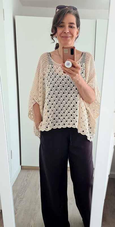 Poncho-Shirt „Fabienne“ – luftiges Häkeltop mit Tunika-Charakter - Bild 4