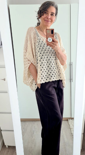 Oversize Crochet Shirt “Fabienne” – Airy Poncho-Style Top
