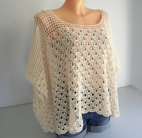 Oversize Crochet Shirt “Fabienne” – Airy Poncho-Style Top