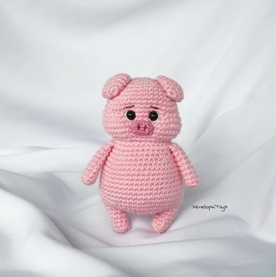 Amigurumi Piglet with Flamingo Pool Floaty - Crochet Pattern (PDF)