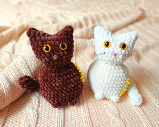 Kitten Plush Toy Crochet Pattern – Beginner-Friendly, No-Sew Amigurumi