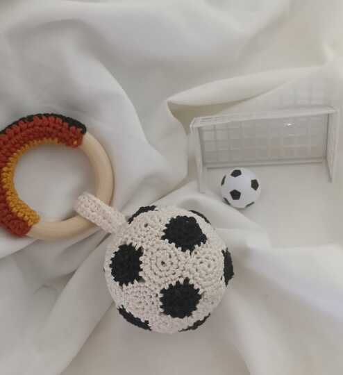 Babyrassel Fußball