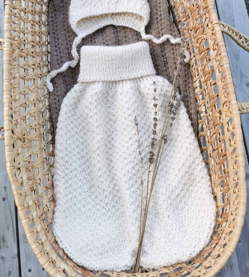 Anleitung Baby Strampelsack | Baby Pucksack ohne Naht stricken | Perlmuster