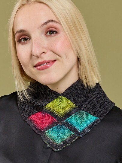 HALSKRAGEN GELI, GESTRICKT