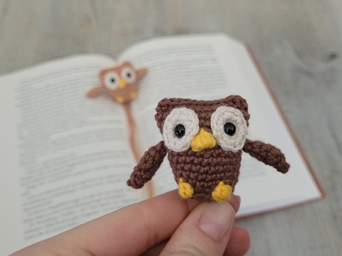 Häkelanleitung Lesezeichen Eule - Geschenk für Buchliebhaber
