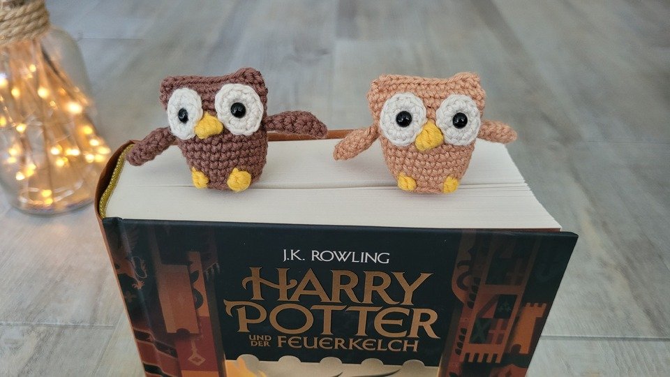 Häkelanleitung Lesezeichen Eule - Geschenk für Buchliebhaber