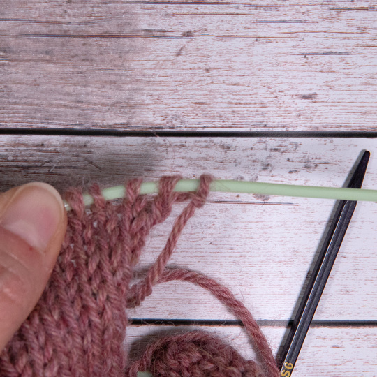 Strickanleitung für einen Slipover für Babys und Kleinkinder