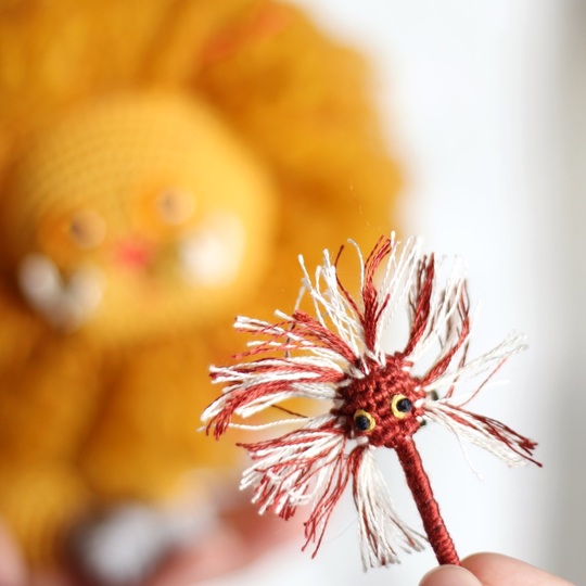 Crochet Sabertooth Cat Zouwu Pattern PDF – Fluffy Amigurumi Beast