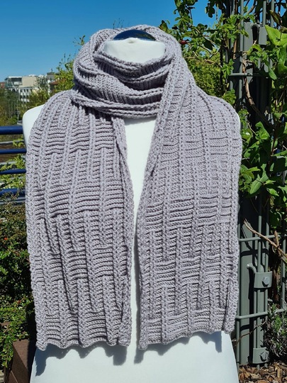 Crochet pattern scarf Thomas