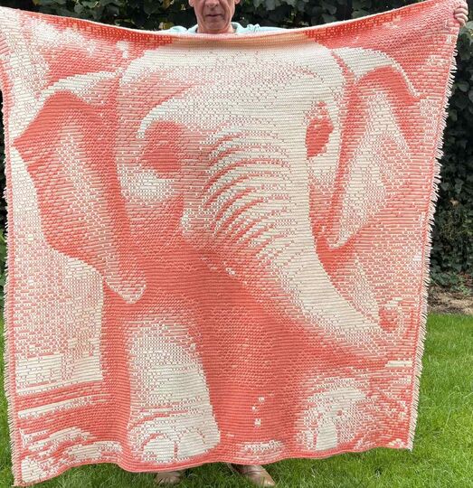 Overlay Mosaic Crochet pattern. "BABY ELEPHANT". Double Bed Blanket size