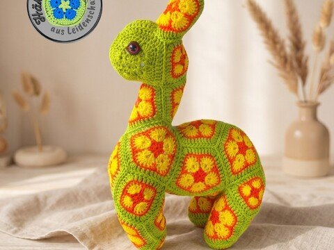Häkelanleitung Lama Lars PDF – African Flowers Häkeltier / Amigurumi