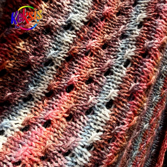 „ŝtupo“ - Asymmetrisches Stricktuch