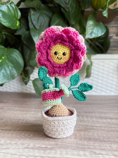 Rosa Dahlia im Blumentopf Amigurumi Häkelanleitung (DE, EN)
