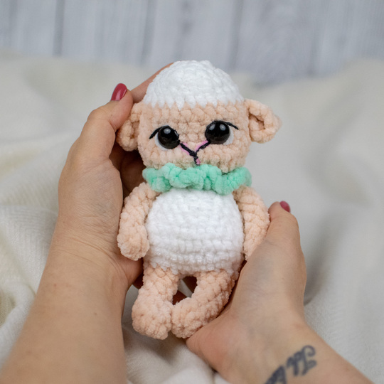 Häkelanleitung süßes Lämmchen Amigurumi