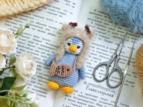 Penguin in a Reindeer Hat – Easy Crochet Amigurumi Pattern