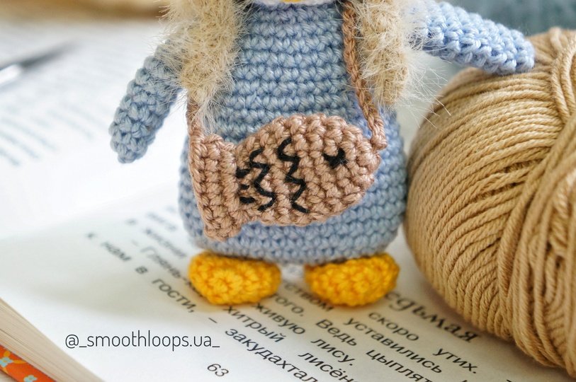 Penguin in a Reindeer Hat – Easy Crochet Amigurumi Pattern