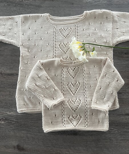 Pullover mit Herzchen * 5 Größen * Strickanleitung