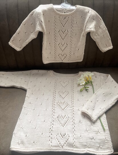 Pullover mit Herzchen * 5 Größen * Strickanleitung