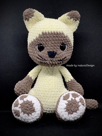 Katze häkeln – Amigurumi Häkelanleitung Deutsch | mit Fischerhut & Eimer
