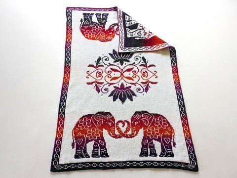 Baby blanket "Elephant Love" - Double knitting pattern