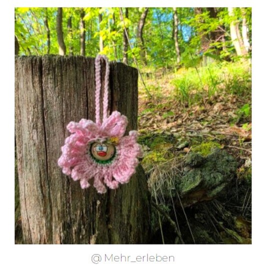 Crochet Pattern Daisy Worry Worm