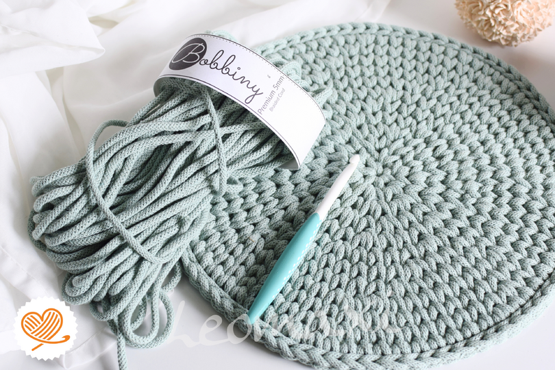 + NOVA + Crochet Pattern for a Modern Hygge-Style Placemat — For Beginners