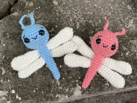 Häkelanleitung Libelle, Süßer Amigurumi Schlüsselanhänger
