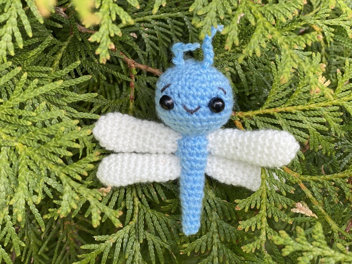 Easy Crochet Dragonfly Pattern, Cute Amigurumi Keychain
