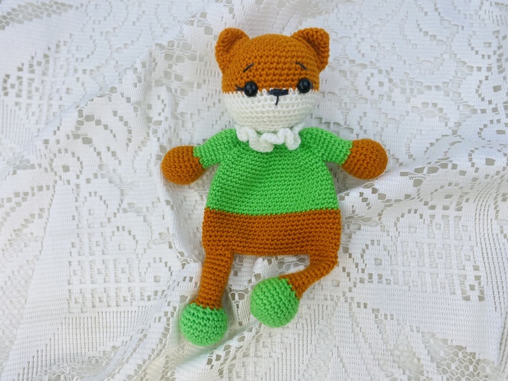 Amigurumi Hugging Fox, Perfect First Toy for Newborns