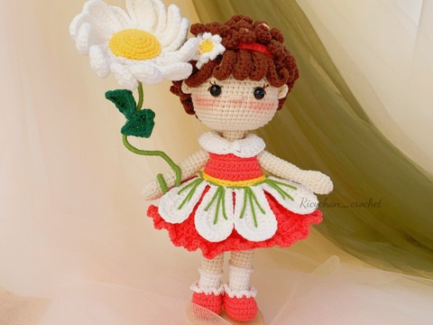 Crochet Doll Pattern: Daisy Amigurumi Doll (PDF English tutorial)