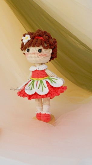 Crochet Doll Pattern: Daisy Amigurumi Doll (PDF English tutorial)