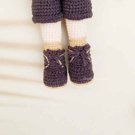 Lisa Doll Crochet Pattern: 10-inch Amigurumi Doll (PDF English Tutorial)