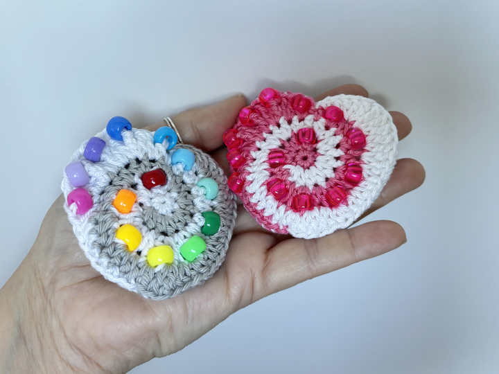 Click Clack Spiral Heart, Clicker Fidget Toy, Beaded Crochet Pattern