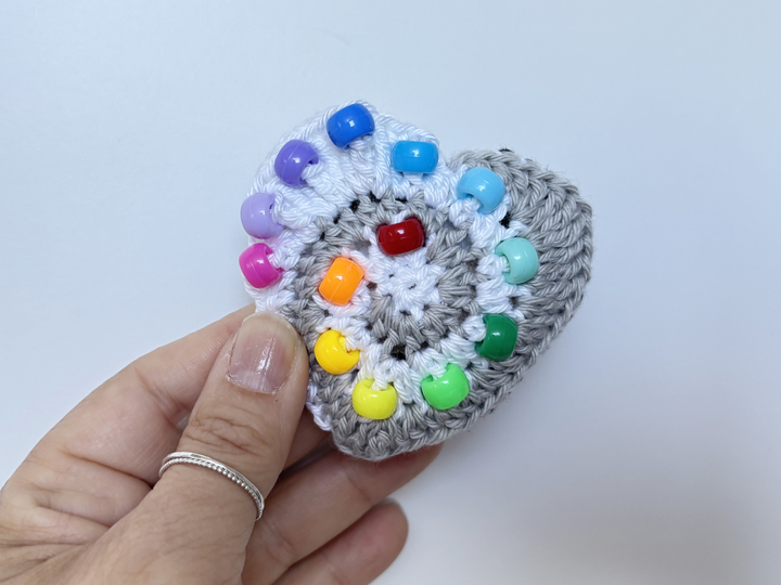 Click Clack Spiral Heart, Clicker Fidget Toy, Beaded Crochet Pattern