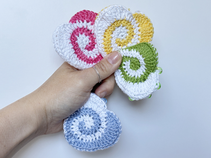 Click Clack Spiral Heart, Clicker Fidget Toy, Beaded Crochet Pattern