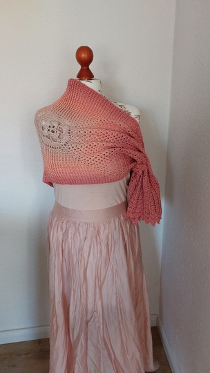 Häkelanleitung, elegante Stola "Magic Wings"